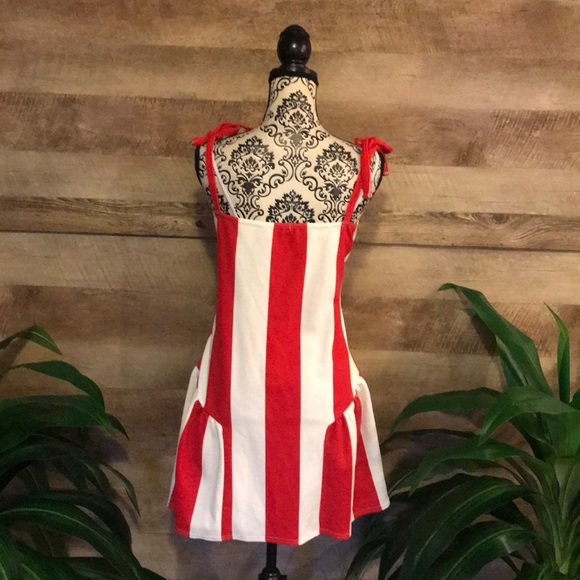 Boohoo Plus Red/Wht Striped Shoulder Tie Dress - Picture 4 of 7
